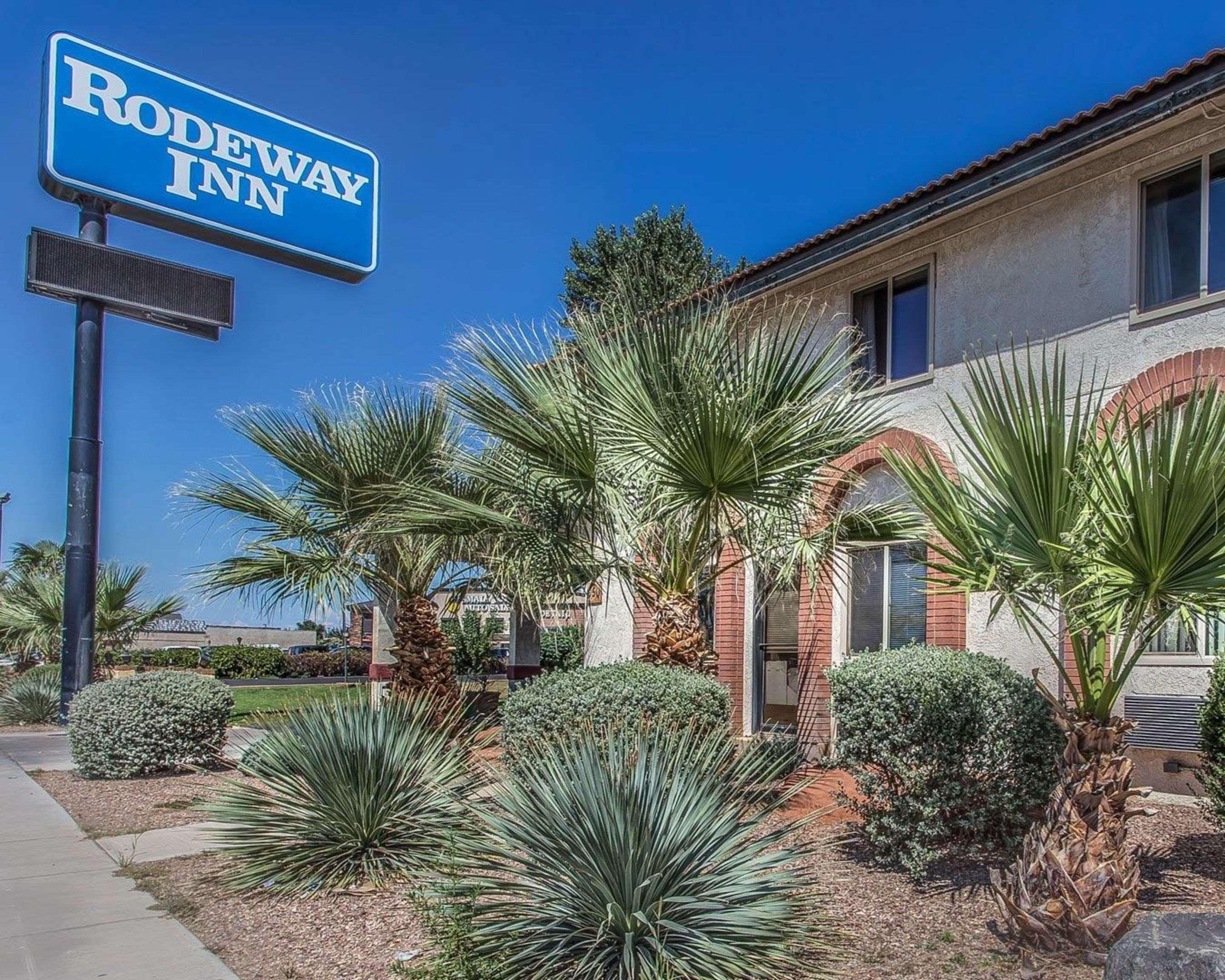 Rodeway Inn Hurricane - Zion National Park Area Exterior photo