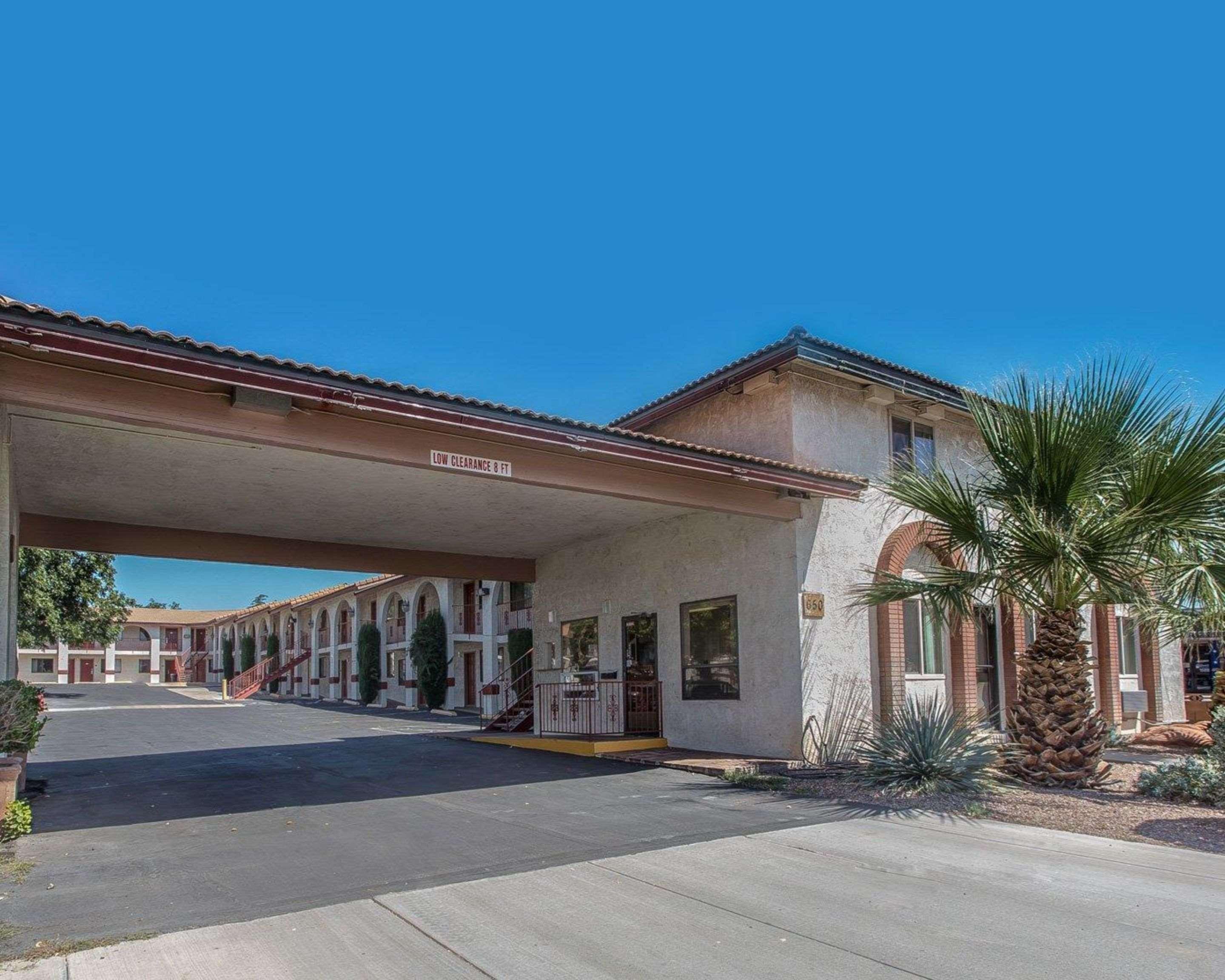 Rodeway Inn Hurricane - Zion National Park Area Exterior photo